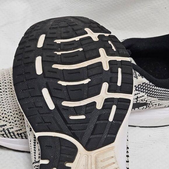 Brooks Revel 3 Low Top Running Shoes Sneakers White Black Women's Sz 8.5 M (B) - Picture 8 of 10